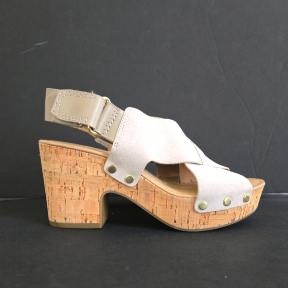 Franco Sarto Suede Cork Crisscross Platforms Sandals Size 6